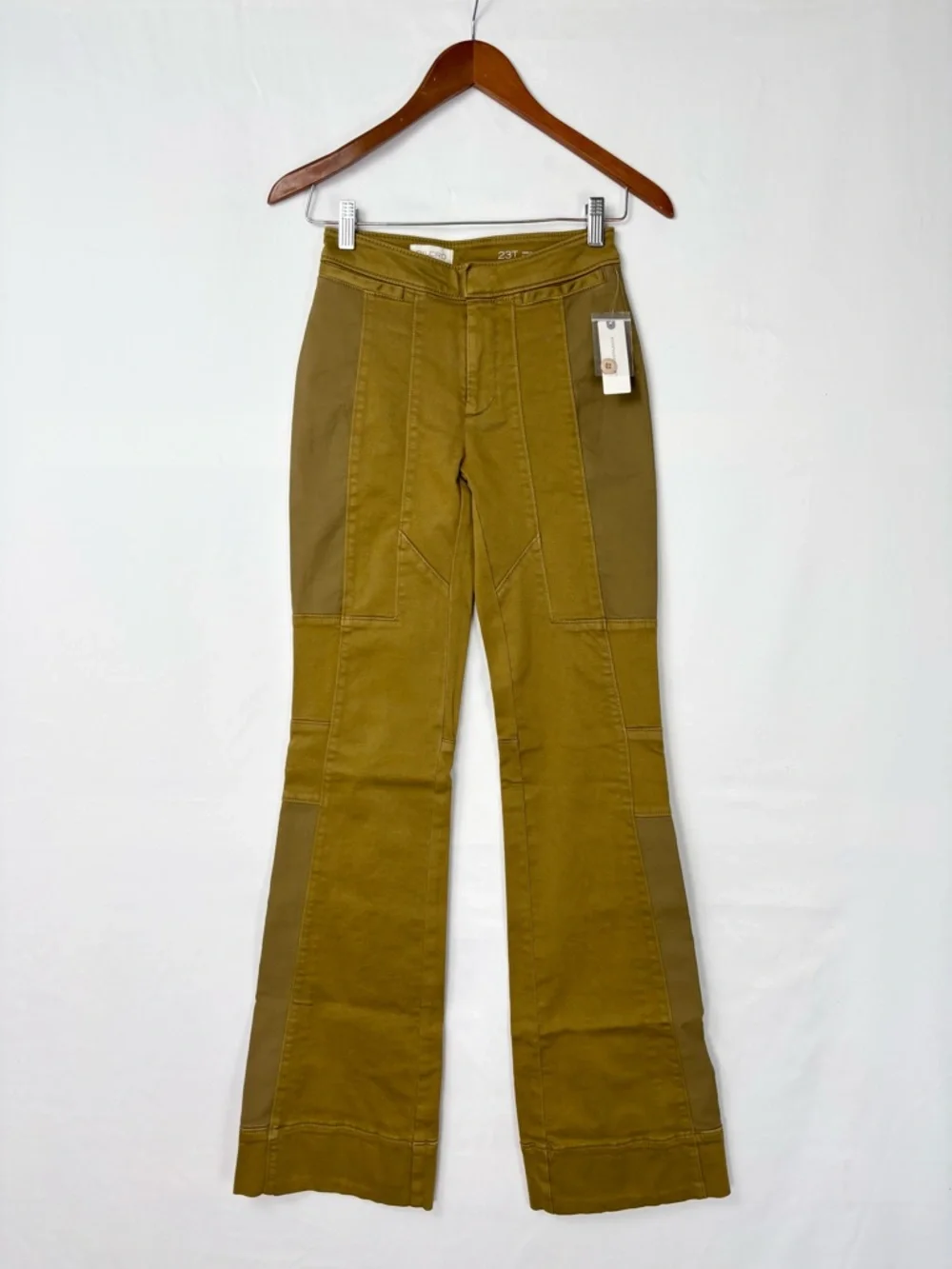 NEW Anthro Pilcro Annika Clean Bootcut Pant Bronze Army Size 23 Tall‎